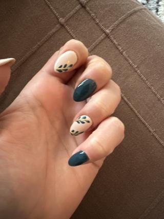 Salon de Manucure Le bar à ongles... by V 0