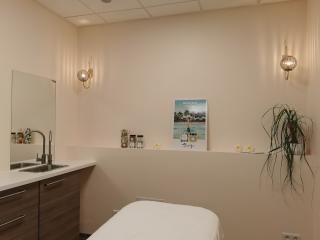 Salon de Manucure MAHANA - Institut de beauté 0