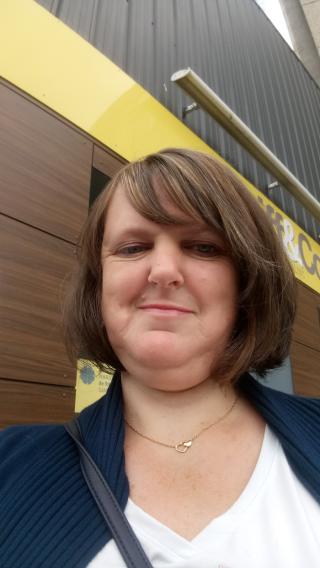 Salon de Manucure Coiff&Co - Coiffeur Saint Martin des Champs 0