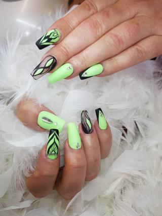 Salon de Manucure M your nails 0