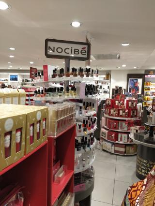 Salon de Manucure Nocibé - PARIS FORUM DES HALLES 1