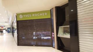 Salon de Manucure Yves Rocher 0