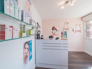 Salon de Manucure BK Esthetique 0