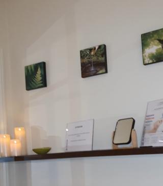 Salon de Manucure Douce Heure. 0