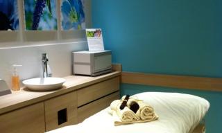 Salon de Manucure Yves Rocher 0