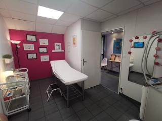 Salon de Manucure Esthetic Center Nantes - Institut de beauté 0