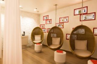 Salon de Manucure Spa by Clarins - Hôtel Mont-Blanc 0