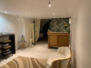 Salon de Manucure Aux doigts de fée 0