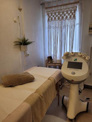 Salon de Manucure Astree instut 0