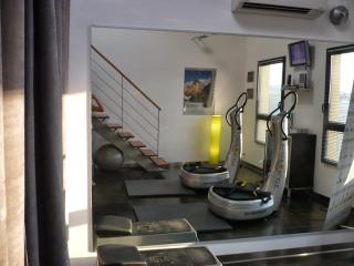 Salon de Manucure Vital Studio Epilation Definitive Paramédicale nimes 0