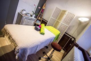 Salon de Manucure Douceur Étoilée Concept Store (prêt-à-porter, beauté, bien-être) 0