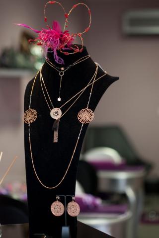 Salon de Manucure UN TEMPS POUR ELLE 0