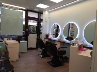 Salon de Manucure JASPRIT Salon de beauté indien 0