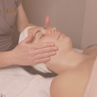 Salon de Manucure Ambiance Beauté 0