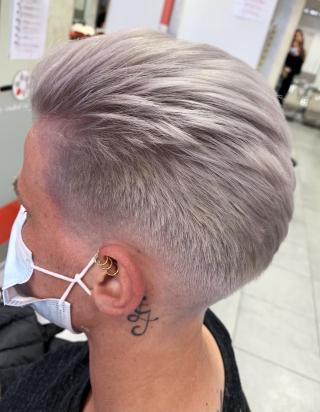 Salon de Manucure Saint Algue - Coiffeur Angers 0