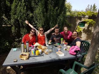 Salon de Manucure MP La beauté en Provence - Esthéticienne à domicile 0