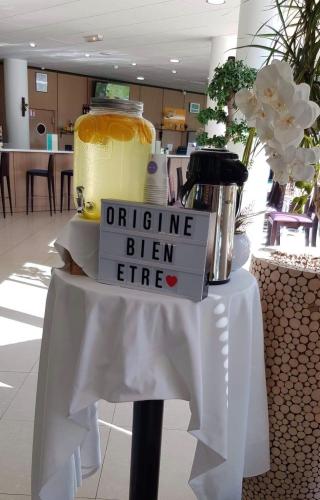 Salon de Manucure Origine Bien-Être Esthétique & Massages 0