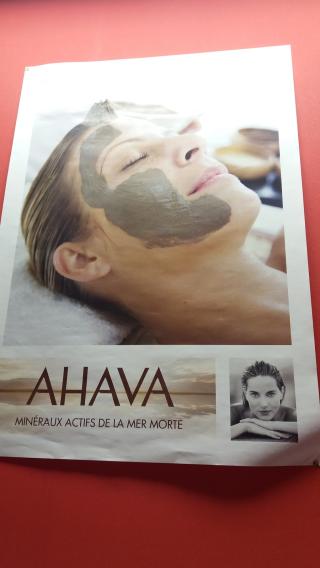 Salon de Manucure bouddha institut 0