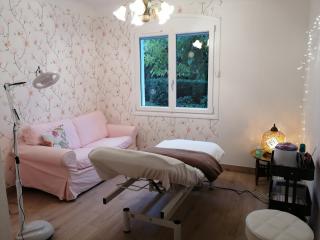 Salon de Manucure Lady Nails-Esthetique-GER 64530- Beatrice Grandin esthéticienne. 0