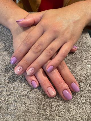 Salon de Manucure RAYONNE | Lisa Brusque, Beauté & Bien-Être Holistique 0