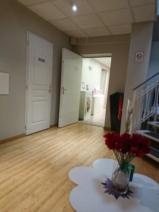 Salon de Manucure Marionnaud - Parfumerie & Institut 0