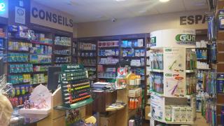 Salon de Manucure Le salon regard & beauté 0