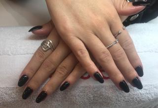 Salon de Manucure Reines des ongles 0