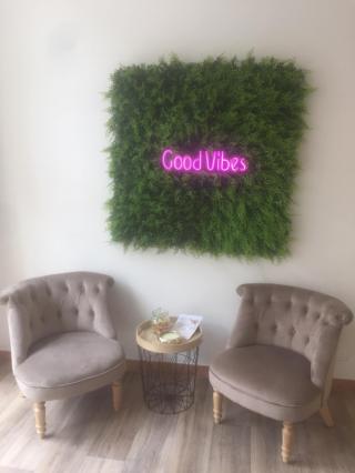 Salon de Manucure De toute Beauté 0