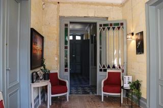 Salon de Manucure O'Palais de l'esthétique 0