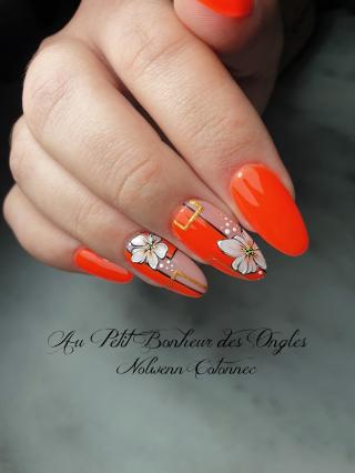 Salon de Manucure Au Petit Bonheur des Ongles 1