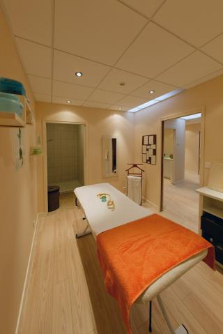 Salon de Manucure Alexandra & Maxime 0