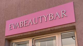 Salon de Manucure EVABEAUTYBAR 0