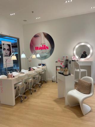 Salon de Manucure QIPAO 1