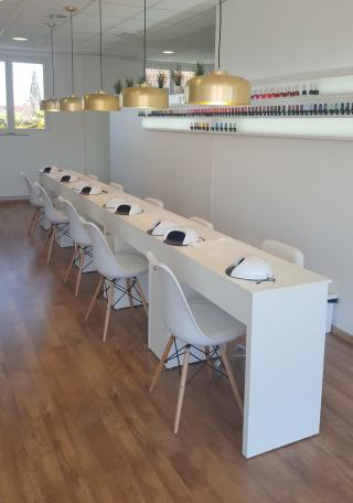 Salon de Manucure Ongl'Avenue Nail Bar 0