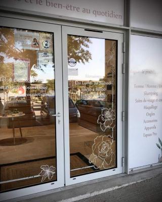 Salon de Manucure G2M COSMETIQUE 0