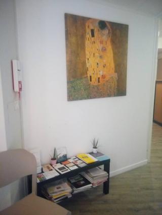 Salon de Manucure Esthétique Russe Massage relaxant Massage Visage Anti-age Massage Californien Massage à domicile WE SPEAK ENGLISH 2