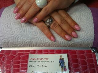 Salon de Manucure Code Chic / Saint-Dionisy 0