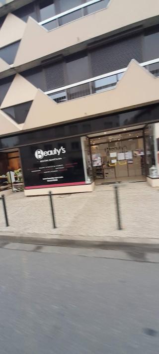 Salon de Manucure Beauty's Institut Castres 0