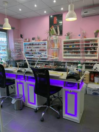 Salon de Manucure Nails Paradis 0
