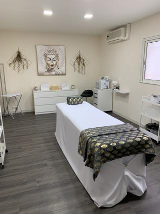 Salon de Manucure Instant détente Le bien être de soi 0