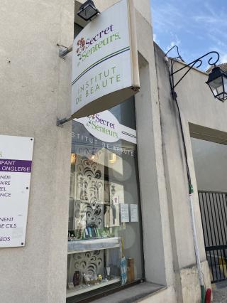 Salon de Manucure Secret de Senteurs 0
