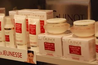 Salon de Manucure Parfumerie Lehembre 0