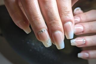 Salon de Manucure Fanny Roux Make up & Nail Artist - Maquillage et onglerie - Maquilleuse Professionnelle et Prothésiste Ongulaire 0