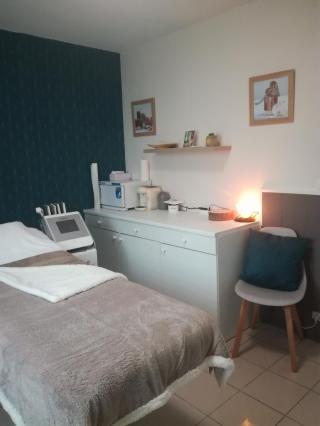 Salon de Manucure Corps & Ame 0