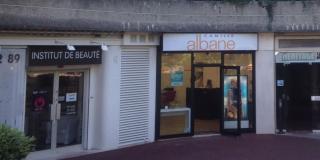 Salon de Manucure CAMILLE ALBANE 1