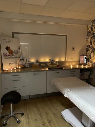 Salon de Manucure Dermaslim Lons - Centre Minceur & Anti-âge 0