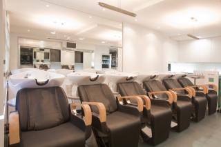 Salon de Manucure DESSANGE - Coiffeur Saint Cloud 2