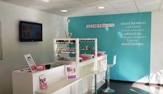 Salon de Manucure Esthetic-center 0