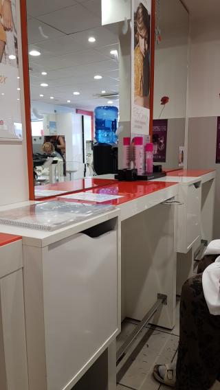 Salon de Manucure Saint Algue - Coiffeur Nancy 2