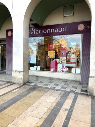 Salon de Manucure Marionnaud - Parfumerie & Institut 0